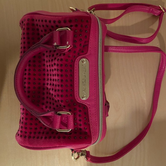 Betsy Johnson Mini Purse Duffle - Picture 2 of 3